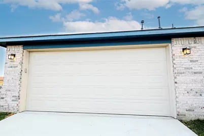 1412 Mason Street, Bowie, TX 76230 - Photo 39