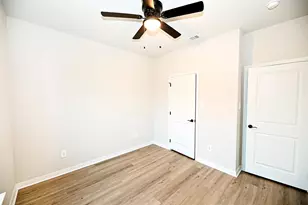 1412 Mason St, Bowie, TX 76230 - Photo 31