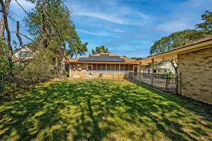 1114 W Walker St, Denison, TX 75020 - Photo 21