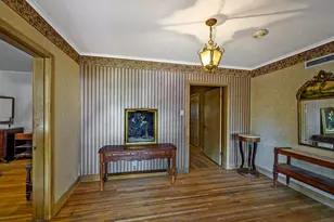 1114 W Walker St, Denison, TX 75020 - Photo 5