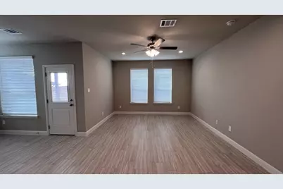 129 Leon Avenue, Rhome, TX 76078 - Photo 5