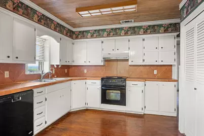 190 County Road 2100, Meridian, TX 76665 - Photo 9