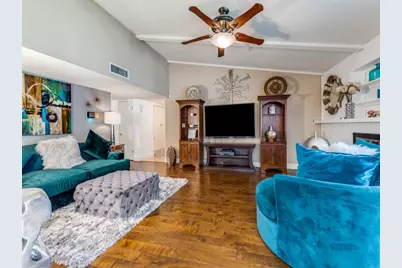 8633 Baumgarten Drive, Dallas, TX 75228 - Photo 11