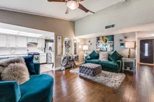 8633 Baumgarten Dr, Dallas, TX 75228 - Photo 9