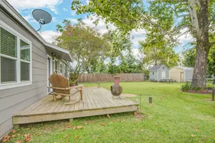 230 2nd St, Brazoria, TX 77422 - Photo 7