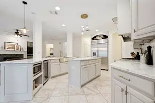 704 Berkshire Hill Dr, Keller, TX 76248 - Photo 13
