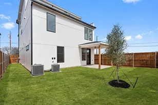 1424 Canada Dr, Dallas, TX 75212 - Photo 27