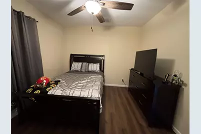 343 N Morris Street, Gainesville, TX 76240 - Photo 9