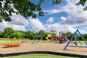 1036 Choke Cherry Ln, Crowley, TX 76036 - Photo 39