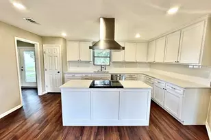 505 N 16th St, Port O Connor, TX 77982 - Photo 7