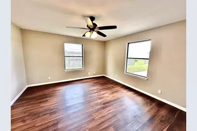 505 N 16th Street, Port O Connor, TX 77982 - Photo 9