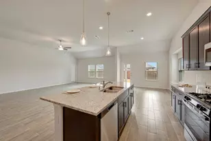 111 Hudson Ln, Justin, TX 76247 - Photo 15