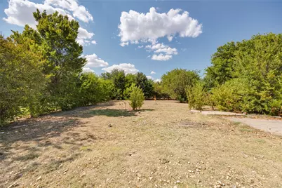 609 Gatewood Road, Garland, TX 75043 - Photo 9