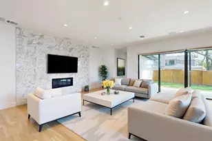 3756 Seguin Dr, Dallas, TX 75220 - Photo 5