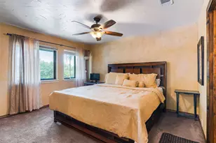 11834 Leisure Dr, Dallas, TX 75243 - Photo 9