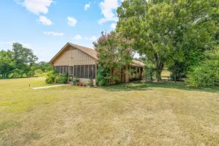15061 Hwy 6, Iredell, TX 76649 - Photo 1