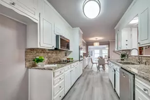 1332 W Redbud Dr, Hurst, TX 76053 - Photo 9