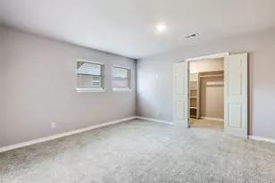 1332 W Redbud Dr, Hurst, TX 76053 - Photo 17