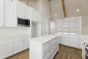 8513 Wild Colt Dr, Godley, TX 76044 - Photo 13