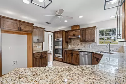 313 Canyon Creek Circle, Weatherford, TX 76087 - Photo 13