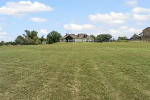 313 Canyon Creek Cir, Weatherford, TX 76087 - Photo 35