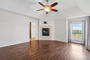 313 Canyon Creek Cir, Weatherford, TX 76087 - Photo 17