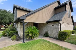 6504 Lago Vista Dr, Benbrook, TX 76132 - Photo 3