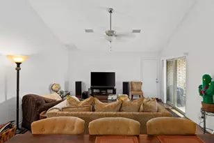 6504 Lago Vista Dr, Benbrook, TX 76132 - Photo 11