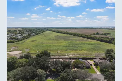 416 Meadow Mountain Drive, Waco, TX 76712 - Photo 37