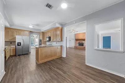 416 Meadow Mountain Drive, Waco, TX 76712 - Photo 5