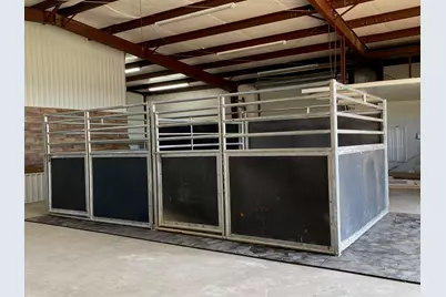 8690 E Fm 922 Highway, Valley View, TX 76272 - Photo 15