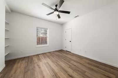 1911 S 11th Street, Waco, TX 76706 - Photo 15