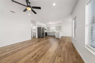 1911 S 11th St, Waco, TX 76706 - Photo 23