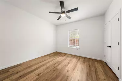 1911 S 11th Street, Waco, TX 76706 - Photo 19