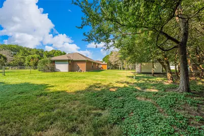 545 Ouida Drive, Waco, TX 76705 - Photo 37