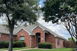 1041 Wagon Trail Dr, Little Elm, TX 75068 - Photo 3