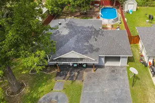 106 S 4th St, Celeste, TX 75423 - Photo 3