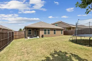 912 Alton Dr, Aubrey, TX 76227 - Photo 19