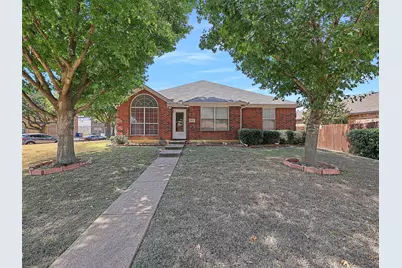 7971 Harmony Creek Road, Dallas, TX 75237 - Photo 1