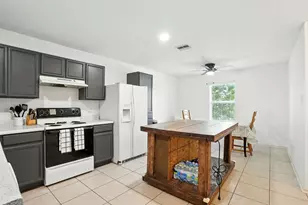 321 Quail Crossing Dr, Sanger, TX 76266 - Photo 7