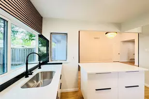 21 Grant Cir, Richardson, TX 75081 - Photo 9