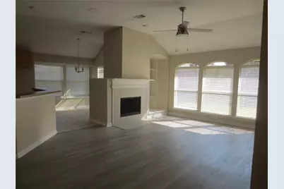 6312 Parkside Drive, Arlington, TX 76001 - Photo 11