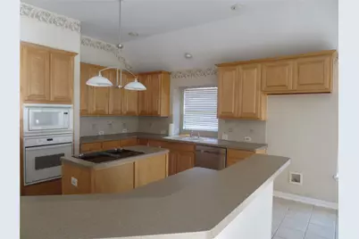 6312 Parkside Drive, Arlington, TX 76001 - Photo 13