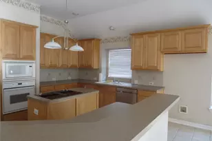 6312 Parkside Dr, Arlington, TX 76001 - Photo 13