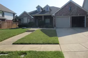 6312 Parkside Dr, Arlington, TX 76001 - Photo 1