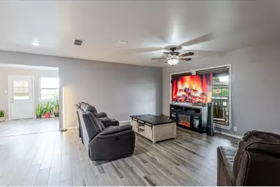 2100 SE 19th Street, Mineral Wells, TX 76067 - Photo 5