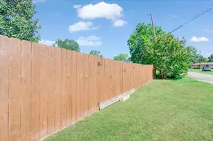 501 W Bells Blvd, Bells, TX 75414 - Photo 31