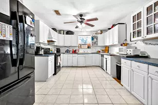 511 Salt Creek Rd, Springtown, TX 76082 - Photo 13