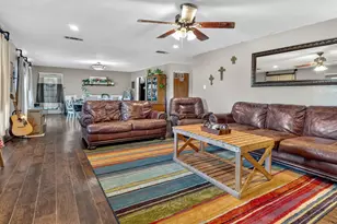 511 Salt Creek Rd, Springtown, TX 76082 - Photo 9