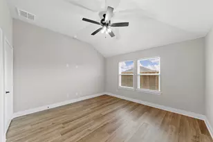 6104 Kayla Ln, Greenville, TX 75402 - Photo 19